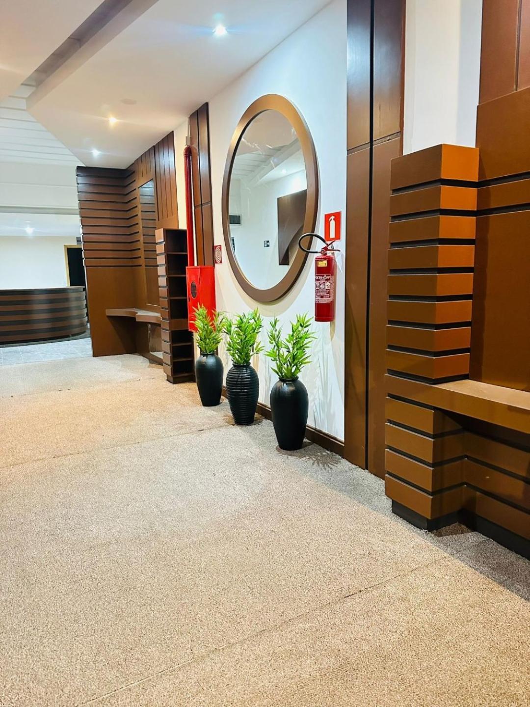Hotel Central Plaza Timóteo מראה חיצוני תמונה